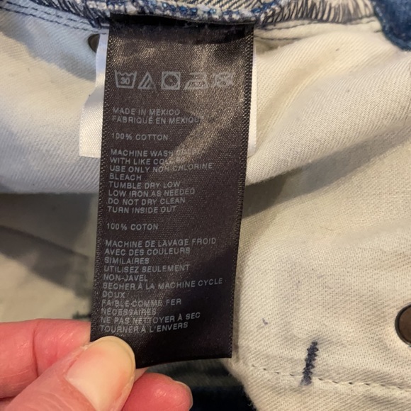 Urban Outfitters BDG Checky Super High Rise Medium Wash Cutoff Short Frayed-30 - Picture 9 of 9